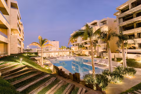 Luxury Cabo accommodations