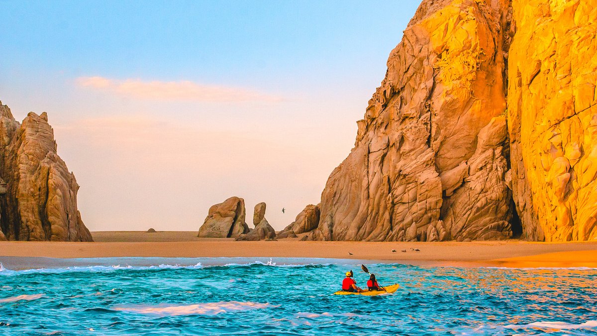 Three-Couple Cabo Escape
